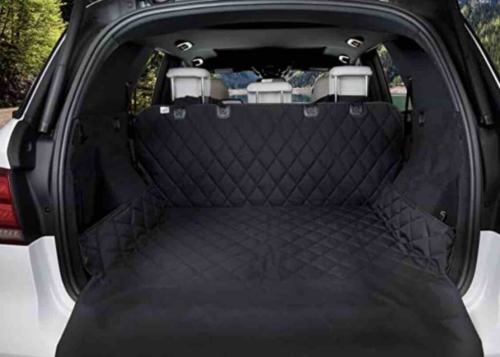 #7. BarksBar Luxury Pet Cargo Cover & Liner